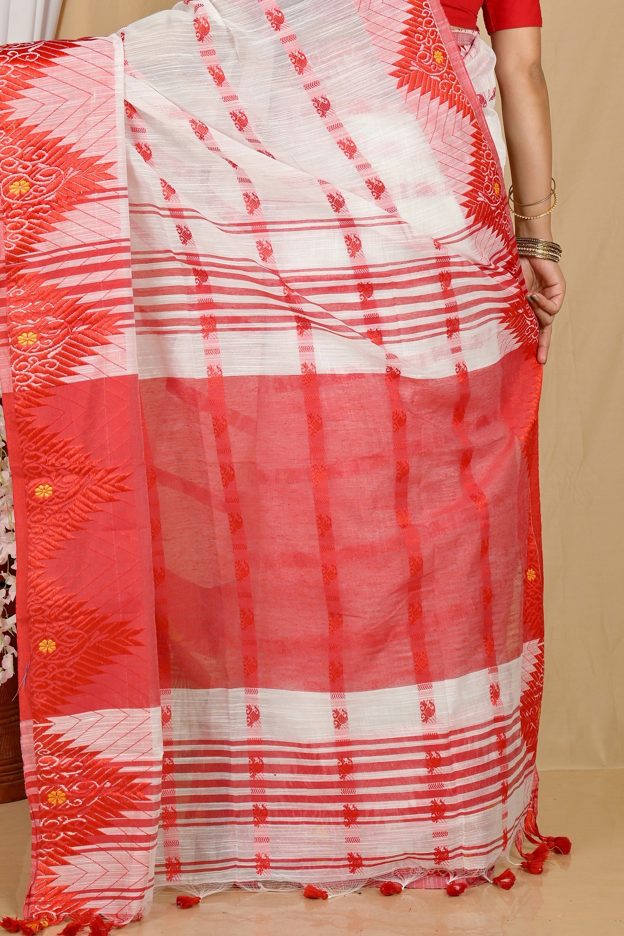 TEMPLE HANDWORK (2363)