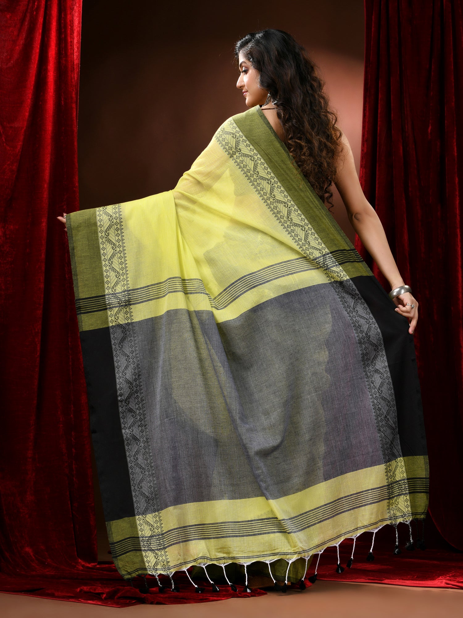 DHONEKHALI KHADI (2388)