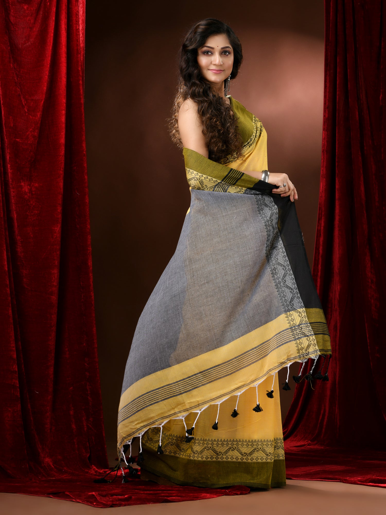 DHONEKHALI KHADI (2395)