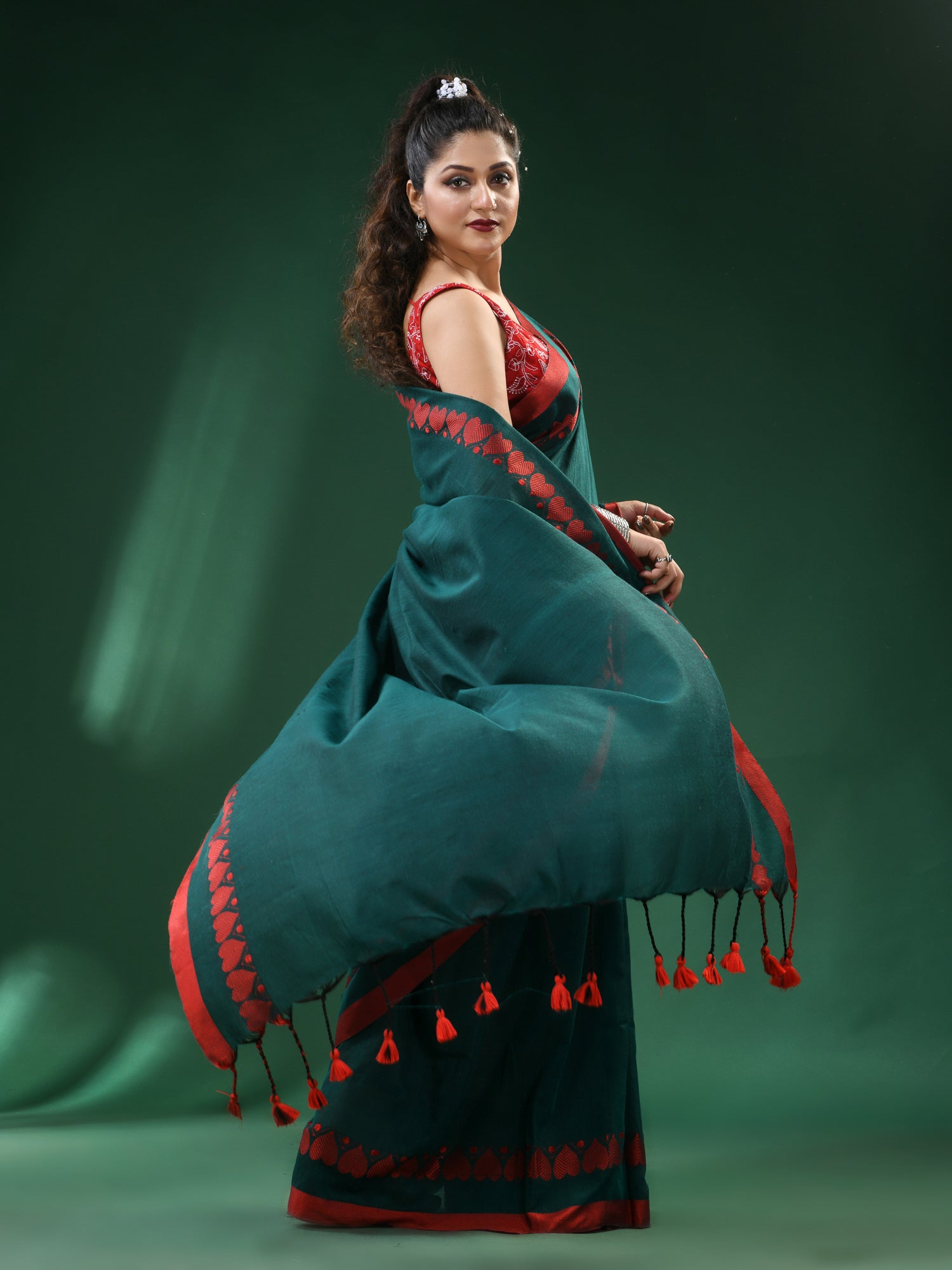 LOVE KHADI (2424)
