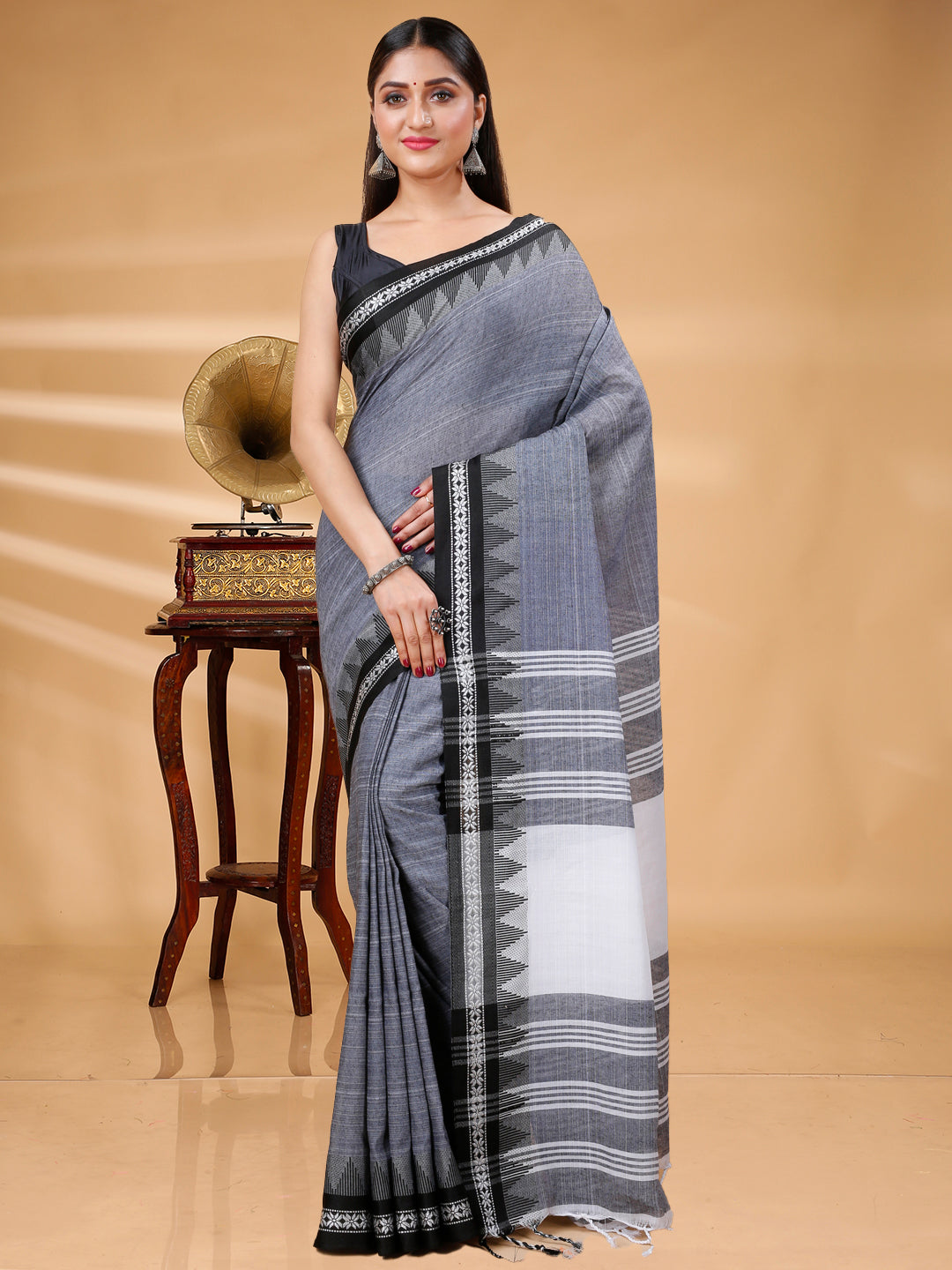 DAT KHADI (2050)