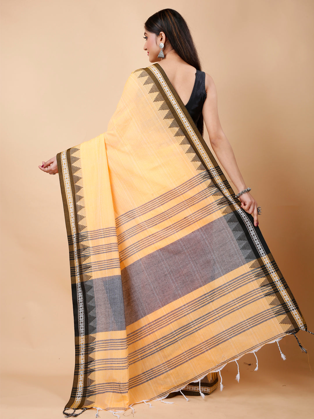 TEMPLE KHADI (2261)