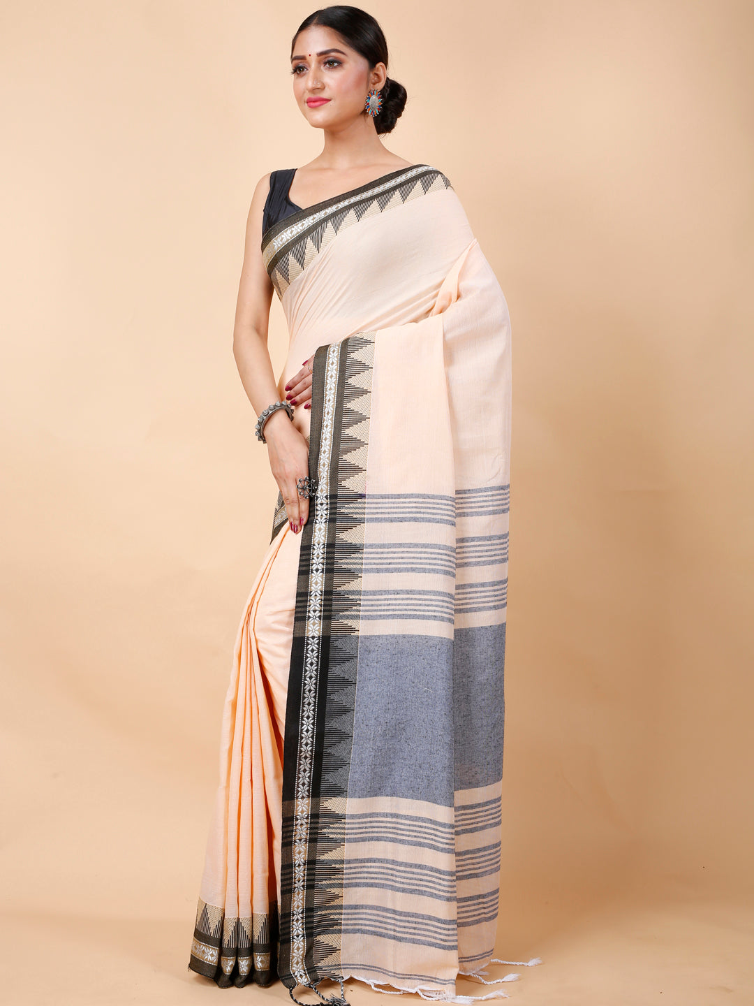 TEMPLE KHADI (2256)