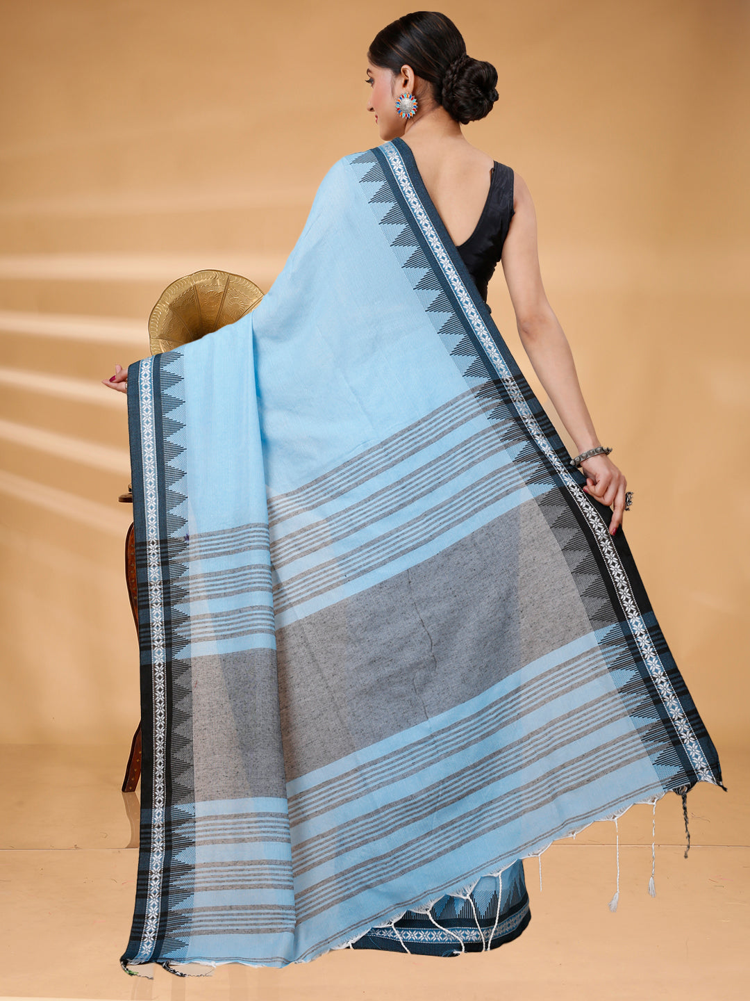 DAT KHADI (2051)